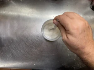Sciogliere lievito nei liquidi