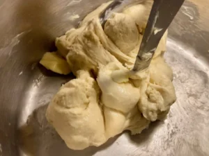 Aggiunta burro all’impasto